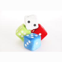 Pl&uuml;sch W&uuml;rfel rot, wei&szlig;, gr&uuml;n, blau,...